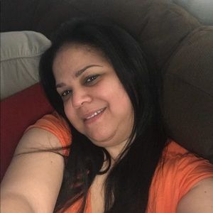 Meet your Posher, Nilsa